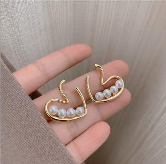 ACCESORIOS COREANOS DE TENDENCIA - PACK DE 04 - "INFINITAS COMBINACIONES"